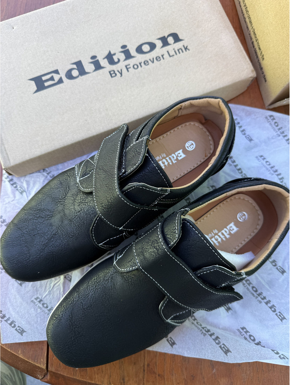 Edition by Forever Link Men's Black Casual Slip-On Shoes Size 6.5 new in the box